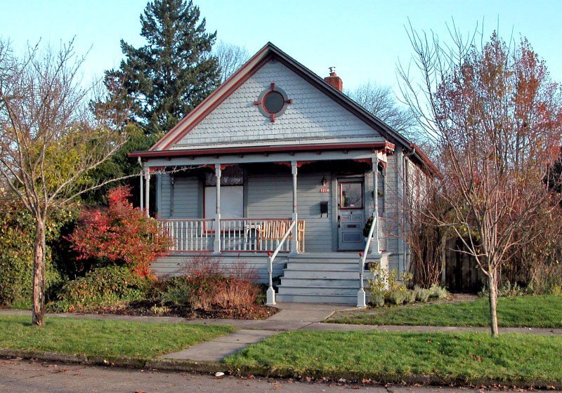 McKinley, 1470 Cottage St. NE in Grant (LL)